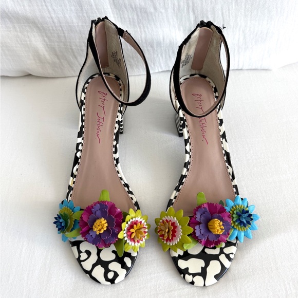 Betsey Johnson Floral Strap Block Heel Sandals - Picture 2 of 6